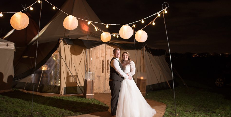 Tipi Wedding photographer